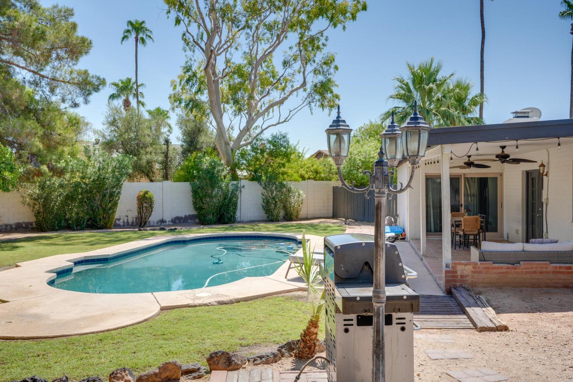 Phoenix Home With Pool About 10 Mi To Camelback Mtn Ngoại thất bức ảnh